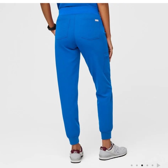 FIGS Zamora Technical Collection Women’s Jogger Scrub Pant - Picture 12 of 14